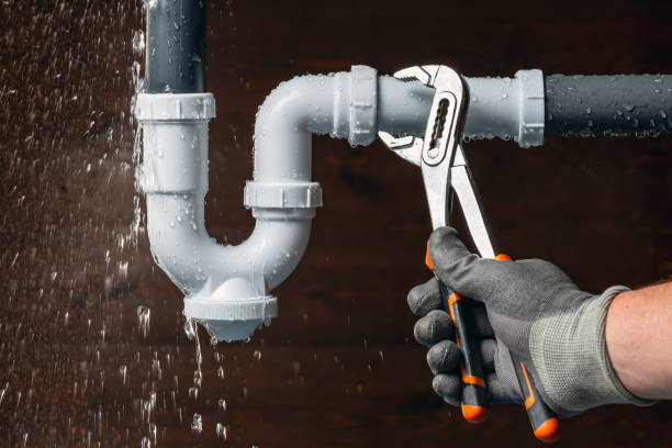 Professional Pipe Repair technician working in Hayesville, NC